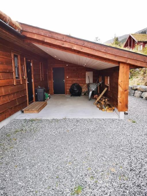 Cabin In Beautiful Surroundings At Harpefossen Nordfjordeid Kültér fotó