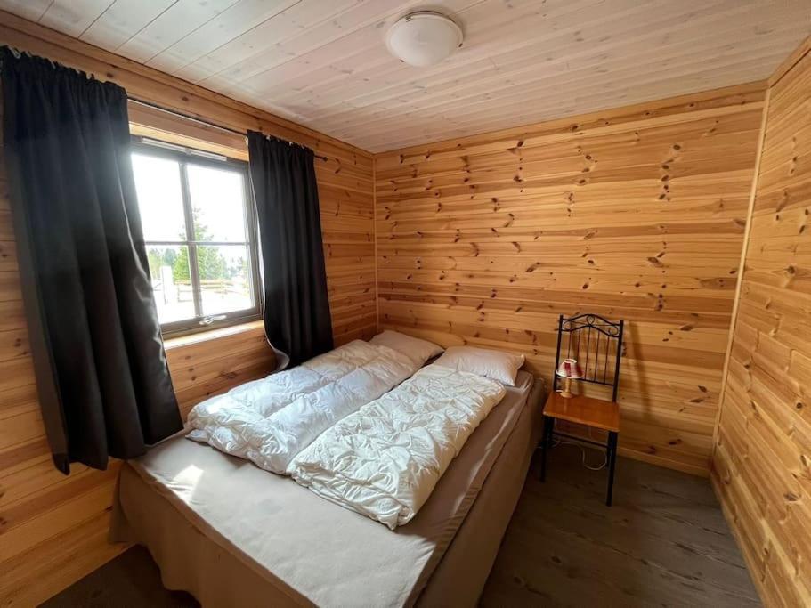 Cabin In Beautiful Surroundings At Harpefossen Nordfjordeid Kültér fotó